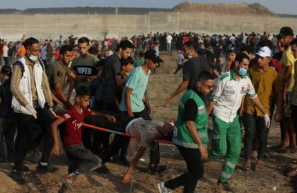 Палестинцы в Газе возобновляют протесты против израильской блокады