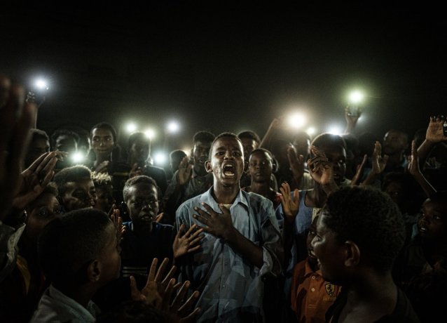 Фото народного восстания в Судане 2019