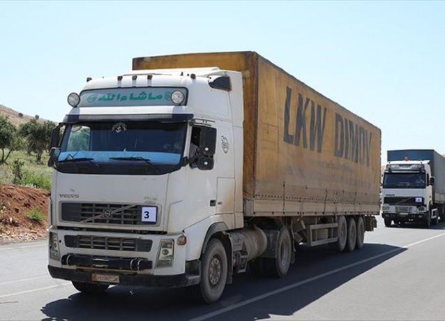 Сирия: ООН отправила 48 грузовиков с грузом помощи в Идлиб