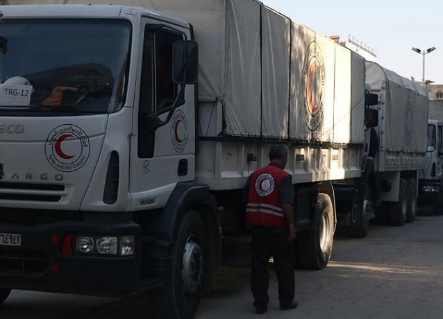 Сирия: ООН отправил 16 грузовиков с гуманитарной помощью в Идлиб