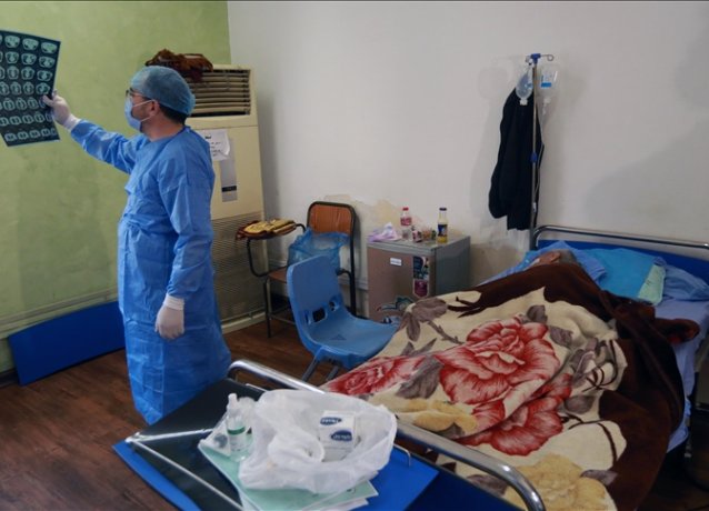 Агентство Анадолу побывало внутри иракской больницы во время пандемии