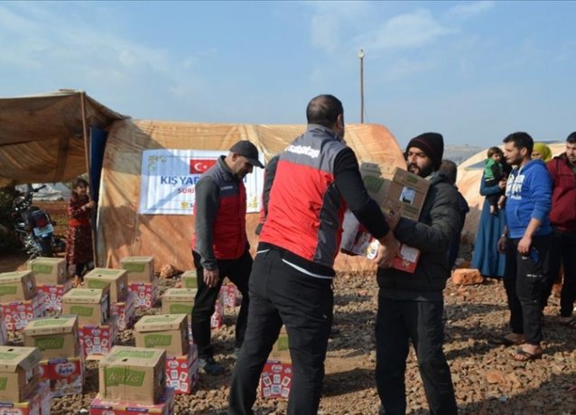 Турция благотворители оказали помощь жителям северо-запада Сирии