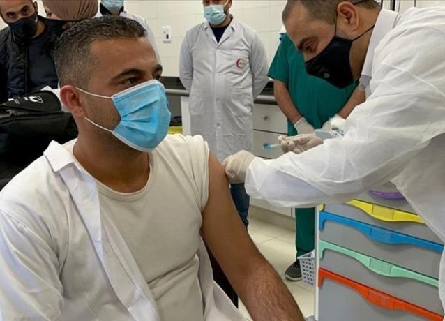 Нехватка вакцин подвергает опасности жизни палестинцев