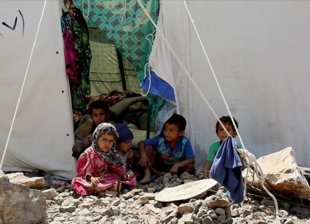 Сокращение финансирования усугубляет страдания мирных жителей Йемена