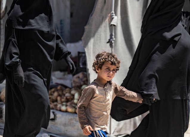 Красный Крест: Дети содержатся в тюрьмах на северо-востоке Сирии