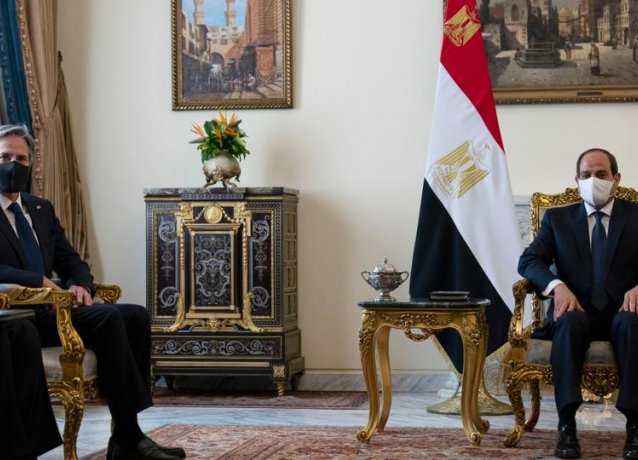 США оказывают помощь Египту, несмотря на плохую репутацию в области прав человека