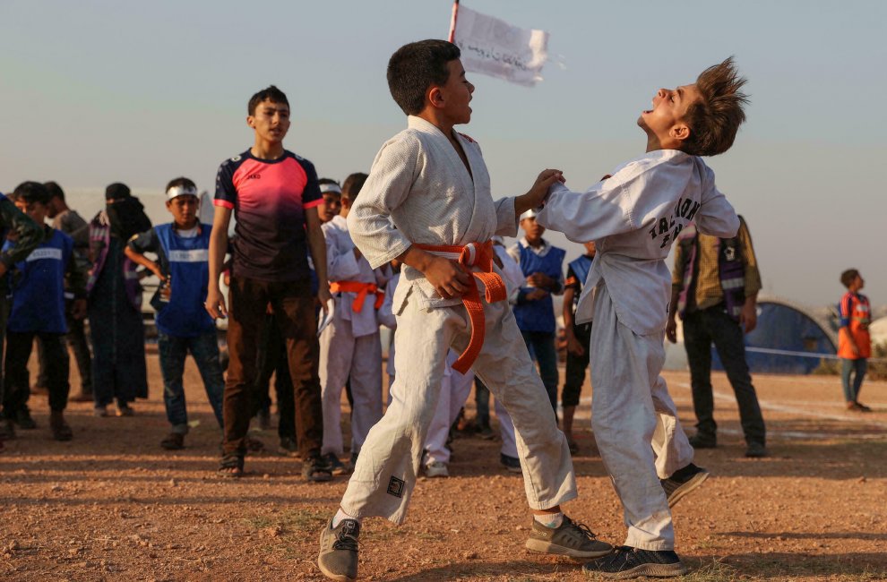 Сирийские дети-перемещенные лица проводят «Палаточную Олимпиаду»